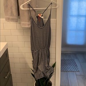 Black and white jumper